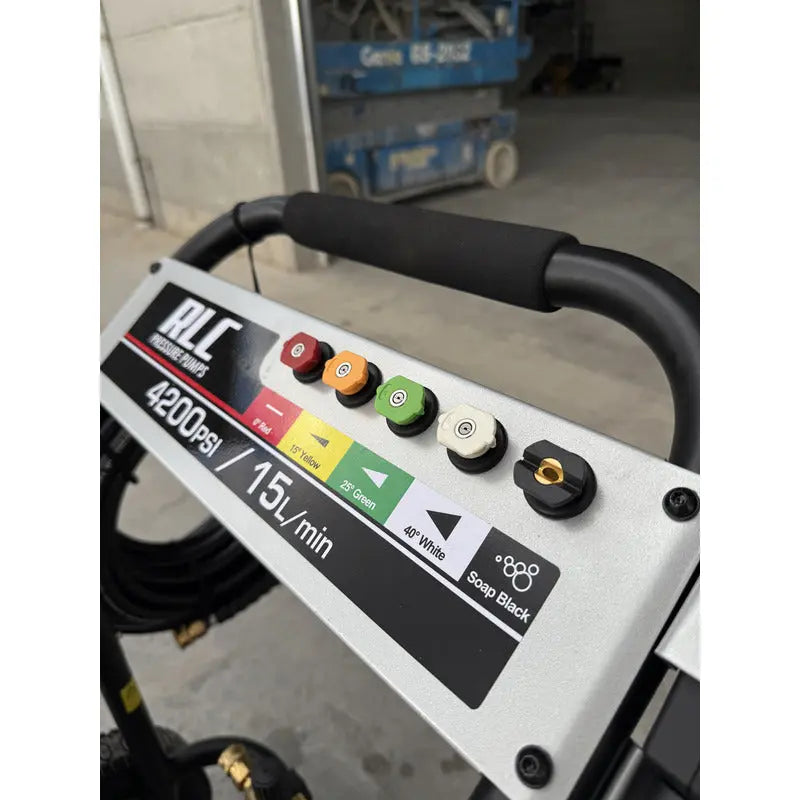 Hidrolavadora A Gasolina Alta Precion 4,200 Psi Gris RLC