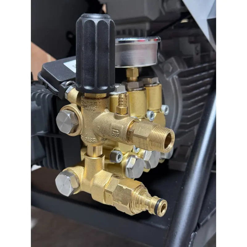 Hidrolavadora Electrica Industrial 4 Hp 3,000 Psi 220v Rlc Gris RLC